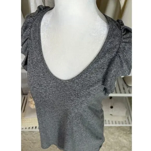 Gap Women's Sz M Tall Heather Gray Ruffle Trim Lightweight Racerback Tank #0483 - Picture 2 of 9